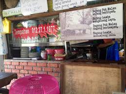 Kisah damak, seorang anak muda yang singgah di sebuah perkampungan lalu bertemu dengan anak gadis pak malau yang bernama sri menjadi filem yang masih diingati sehingga ke hari ini. Langkawi 2015 Nasi Dagang Pak Malau Ulu Melaka Langkawi Life Is About Passions Thank You For Sharing Mine Ms