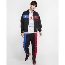The psg jacket offers a style made for movement, with the jumpman iconic design and lateral drilled sections.regulat fit for a loose sensation. Jordan Paris Saint Germain Suit Pant Black Bq8374 011 Sneakavenue