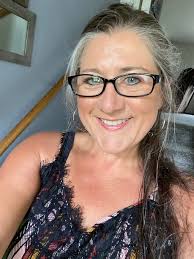 Becoming Me: From Vulnerability and Fear to Resilience and Strenghth