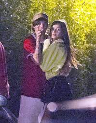Louis tomlinson recently expressed his intentions to marry his childhood sweetheart eleanor calder and have more kids in the future. Louis Tomlinson Girlfriend Eleanor Calder Enjoy Ibiza With Pda Hollywood Life