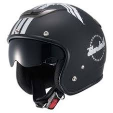 インナーバイザー装備の軽量ツーリングヘルメット ワンタッチで眩しさ軽減 頭頂部のエッジラインが印象的な帽体デザイン 欧州人気の高い便利なインナーバイザーを採用した ジェットタイプヘルメット ヘルメット デザイン ヘルメット