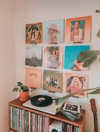 9 bedroom decoration tricks with vintage design ~ matchness.com. Pinterest Kaylaawad Retro Room Room Inspiration Bedroom Aesthetic Room Decor
