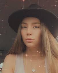 Happiest of birthdays to my Amber darling, I love you heaps. Thanks for  being so sexy and letting me win bowling by 100 points every time we play!  #BirthdayGirl #28