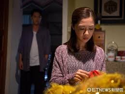 2008年因參演電影《 停車 》受到矚目，2011年以《 與愛別離 》入圍 第46屆金鐘獎 迷你劇集／電視電影女主角 ，2019年以首部netflix與. è®¤è¯†å¥³ç¥žè°¢ç›ˆè±17å¹´ é«˜è‹±è½©å®ˆå£ å¥¹çš„æ„Ÿæƒ…æˆ'ä¸ä¼šè¯´ æ–°é—» è›‹è›‹èµž