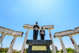 Tugu pahlawan adalah sebuah monumen yang menjadi markah tanah kota surabaya. 29 Best Tugu Pahlawan Images Stock Photos Vectors Adobe Stock
