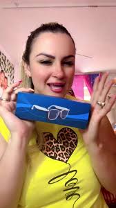 Hermosas gafas inteligentes para el uso diario