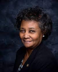 Joanie Cook's Instagram, Twitter & Facebook