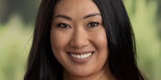 Dayna Frank's Instagram, Twitter & Facebook