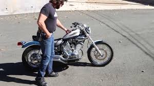 Fuel is delivered to the cylinders by two hitachi or mikuni carburetors; 1996 Yamaha Virago Xv535 S Youtube