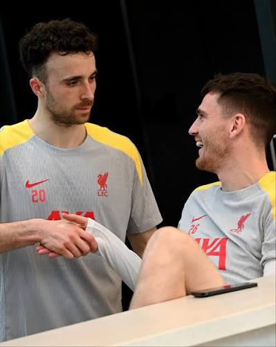 Andy Robertson with a touching tribute to Diogo Jota after Scotland qualified for the World Cup ❤️