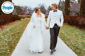 Dallas Cowboys Cheerleader Kelcey Wetterberg Marries Nate Crnkovich  (Exclusive)