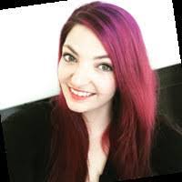 Sarah Satterly's Instagram, Twitter & Facebook