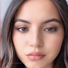 LaFerrari spotted in Australia with trade plates