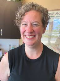 Looking to get my lashes done, I'm new to the area. Does anyone have any  recommendations?