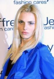 Transexual pide en nota de suicidio que la sociedad deje de odiar a quienes  son como ella