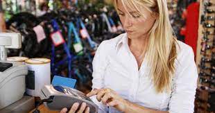 Comment devenir caissiere sans diplome. Caissiere Caissier Metier Etudes Diplomes Salaire Formation Cidj