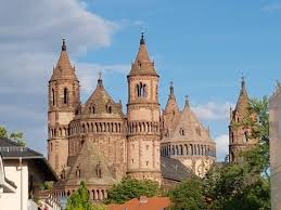 Convocato a worms, città della germania, lutero viene invitato a ritrattare le sue 95 tesi e gli altri suoi scritti. Catedral Catolica De Worms Opiniones De Viajeros Sobre Dom Zu Worms Tripadvisor