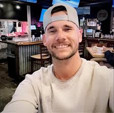 Tyler Register (@tyler.register.39) • Facebook, Connect with friends