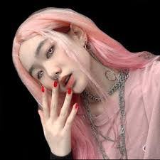 Sherry Chu's Instagram, Twitter & Facebook