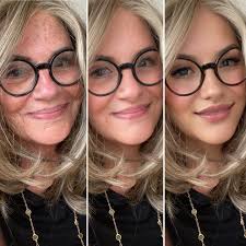 I know a couple of women my age (late 50s) who, in their photos, have  completely smooth skin with absolutely no wrinkles, pores, or shadows.  Truly amazing! 🙄