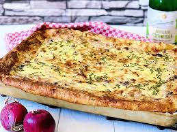Zwiebelkuchen Grosser Ofenzauberer James Oder Set Flammkuchenliebe Pampered Chef In 2020 Rezept Zwiebelkuchen Zwiebelkuchen Rezepte