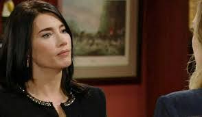 Melissa Applebee's Instagram, Twitter & Facebook