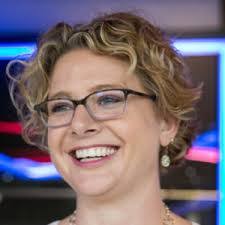 Wendy Wampler's Instagram, Twitter & Facebook