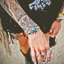 Mandala Tattoo 33 Antike Vorlagen Und Designs Als Inspiration Tattoos Body Art Tattoos Tattoo Designs And Meanings