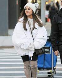 Ariana Grande Spotted Out And About In Ny Ariana Grande Outfits Ariana Grande Photoshoot Ariana Grande Cute