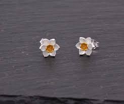 Sterling Silver Daffodil Flower Jewellery Pretty And Cute Etsy Flower Earrings Studs Flower Jewellery Flower Studs