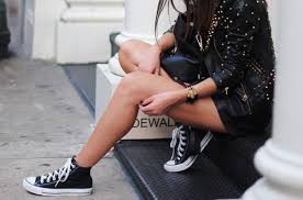 Vreau si eu niste poze cu fete brunete dar sa fie cu spatele mersi. Pe Focuri De Picioare Cea Mai Mare Reducere Pantofi De Sport Poze Cu Fete In Pijamale Cu Spatele Lorivaccaro Com