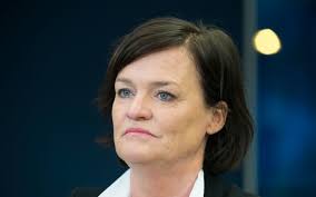 Over 20 måneder etter kjøpet kommer Fay og Dan-Ole seg fremdeles ikke inn i  huset sitt