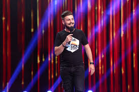 Vezi ediția integrală pe antenaplay: Iumor Eduard Vacariu Stand Up Comedy Pe Gustul Lui Facebook