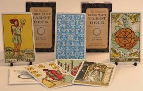For beginner tarot readers, learning the cards—all 78 of them—and understanding how to use spreads may seem daunting. Tarot Cards Deck Pouch Set The Original Rider Waite Cards And Guide Book Includes Free Velvet Satin Lined Pouch Listy La Wishlist Reinventee