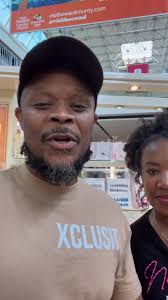 Go follow @nailcandiwithani