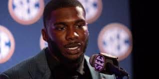 I/SA James Marshall & E/SA James Hidalgo