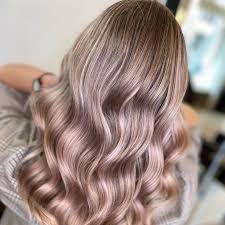 People usually associate highlights with blonde hair, but they work beautifully in brunette hair as well. 8 Of The Prettiest Pastel Pink Hair Ideas Wella Professionals