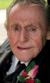 Edward Hamm's Instagram, Twitter & Facebook