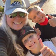 Michelle Croucher's Instagram, Twitter & Facebook