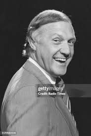 19,131点のStuart Hallの写真と高解像度写真