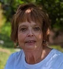 Kaye Stokes's Instagram, Twitter & Facebook