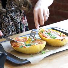 Spaghetti Squashuka 1 Medium Spaghetti Squash3 Tbsp Olive Oil 1 Large Onion Diced5 6 Garlic Cloves Minced4 La Breakfast Recipes Greens Recipe Stuffed Peppers