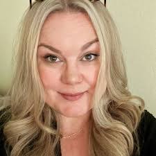 Lexy Baxter's Instagram, Twitter & Facebook