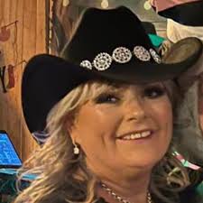 Hi folks I'm looking for someone who is a whizz @ gaming pc's I bought my  son one for Xmas last yr and it's giving problems the last few days … I