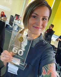 Sara Seubert's Instagram, Twitter & Facebook