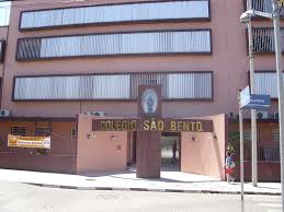 Masked brazilian bank robbers lay siege to another city, kill 1 just a day after a band of armed gangsters robbed a bank in criciúma, another in the city of cametá was targeted. Jc Criciuma Centro Colegio Sao Bento 1 Jose Carminatti Flickr