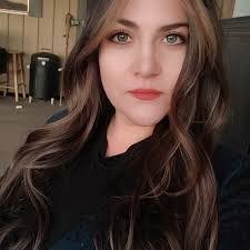 Nikole Jay's Instagram, Twitter & Facebook