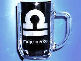 Velké kuchyňské prkno si zamiluje každý milovník vaření, grilování nebo uzení. Originalni Pivni Darek Sklenice S Horoskopovym Znamenim