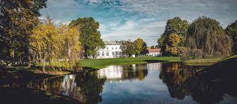 Auch schweiger hat bereits zwei fortsetzungen seiner. Schloss Neuhardenberg