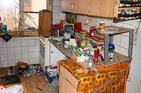 Check spelling or type a new query. Messie In Fischingen Mieter Mullt Die Ganze Wohnung Zu Sulz Umgebung Schwarzwalder Bote